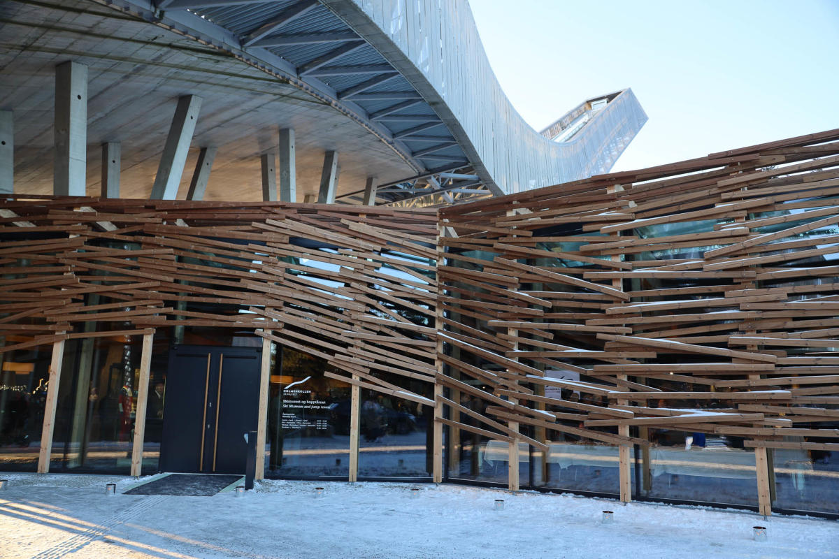 Holmenkollen con il Museo dello Sci e la Torre del Trampolino Museums
