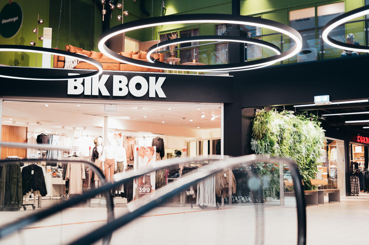 Oasen Storsenter Shops Karmsund Norway