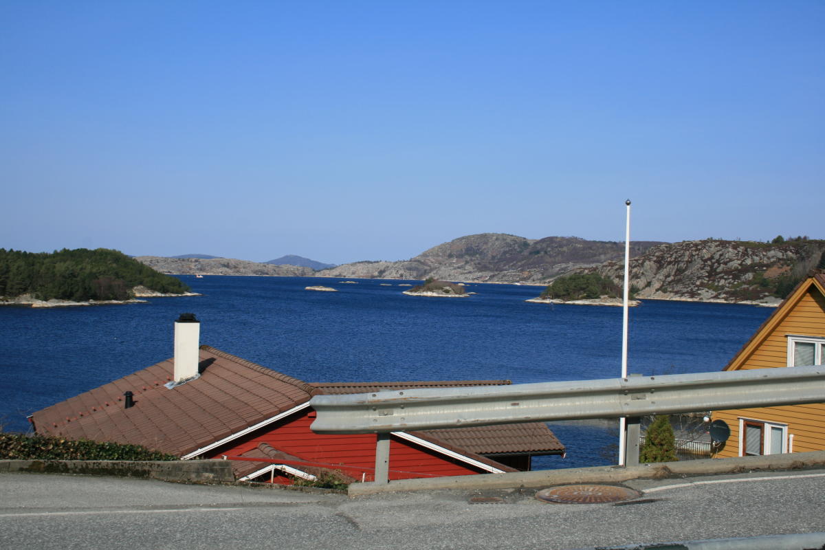 Around Storavatnet Lake (16 km)