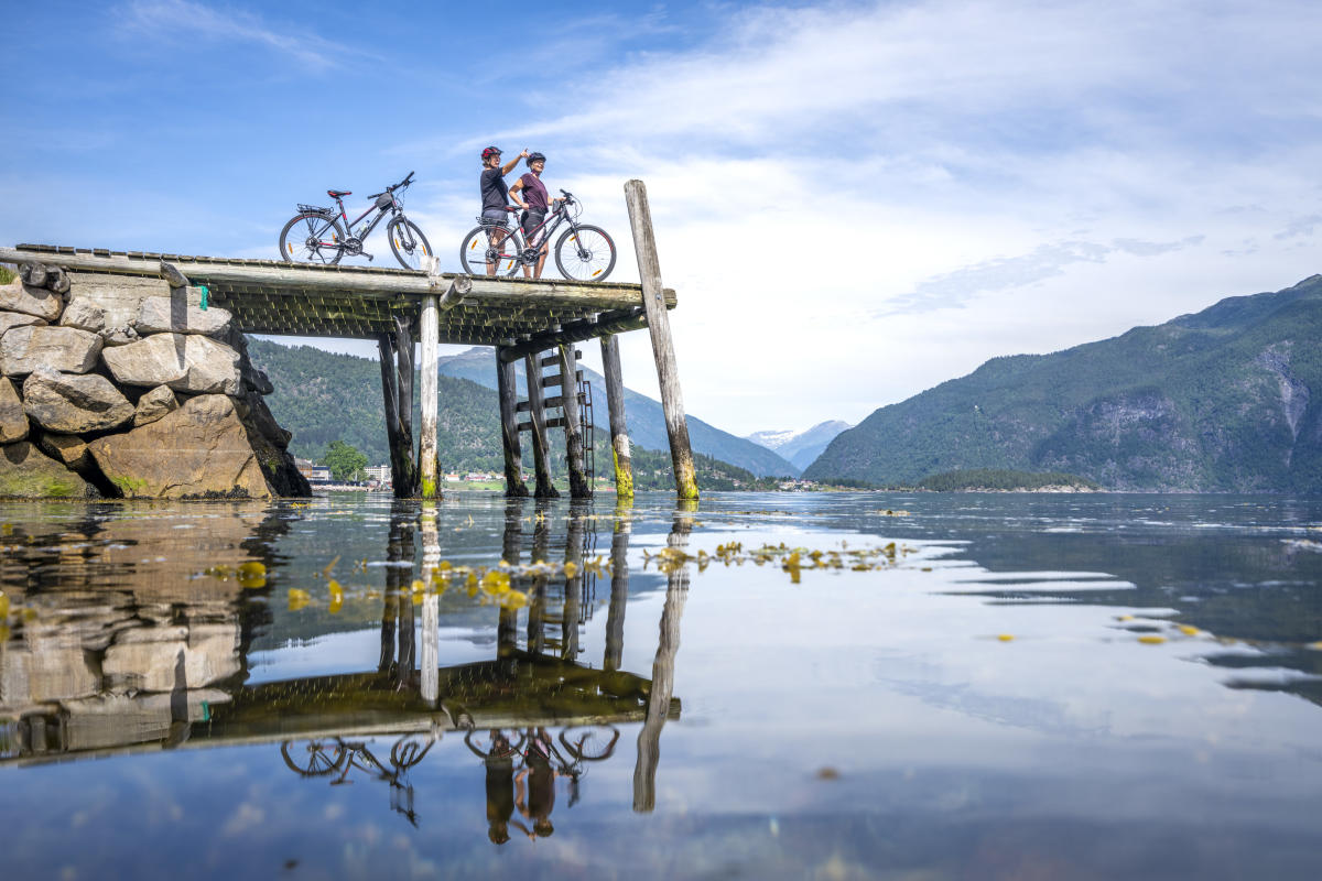 Fjord Cycling - along the Sognefjord