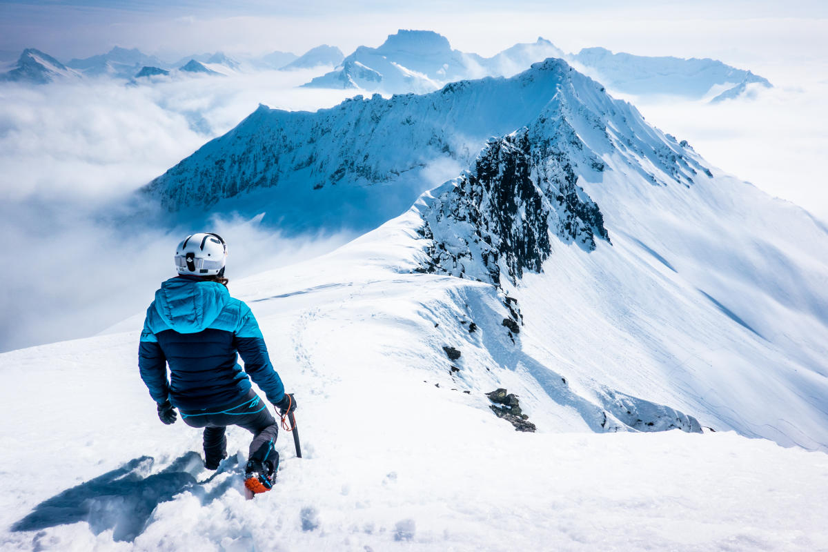 Guided ski touring in the Sunnmøre Alps Skiing Hellesylt Norway
