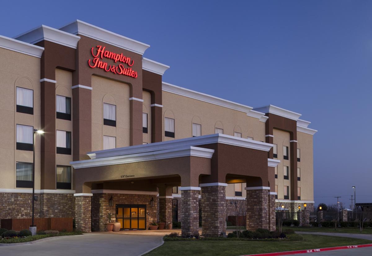 Hampton Inn & Suites Arlington South