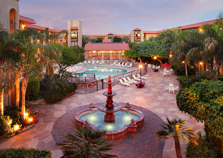 Embassy Suites by Hilton Scottsdale Resort