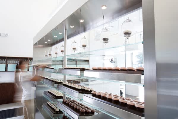 Crave Cupcakes West University Restaurants In Houston Tx 77005 Crave Cupcakes West University