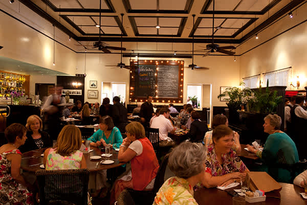 Ouisie S Table Restaurant Bar And Garden Restaurants In Houston Ouisie S Table Restaurant Bar And Garden