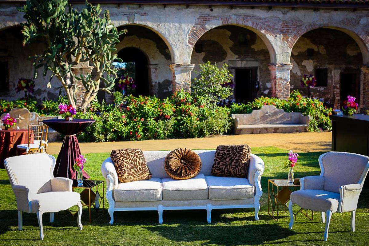 Afr Furniture Rentals Miami Fl 33167