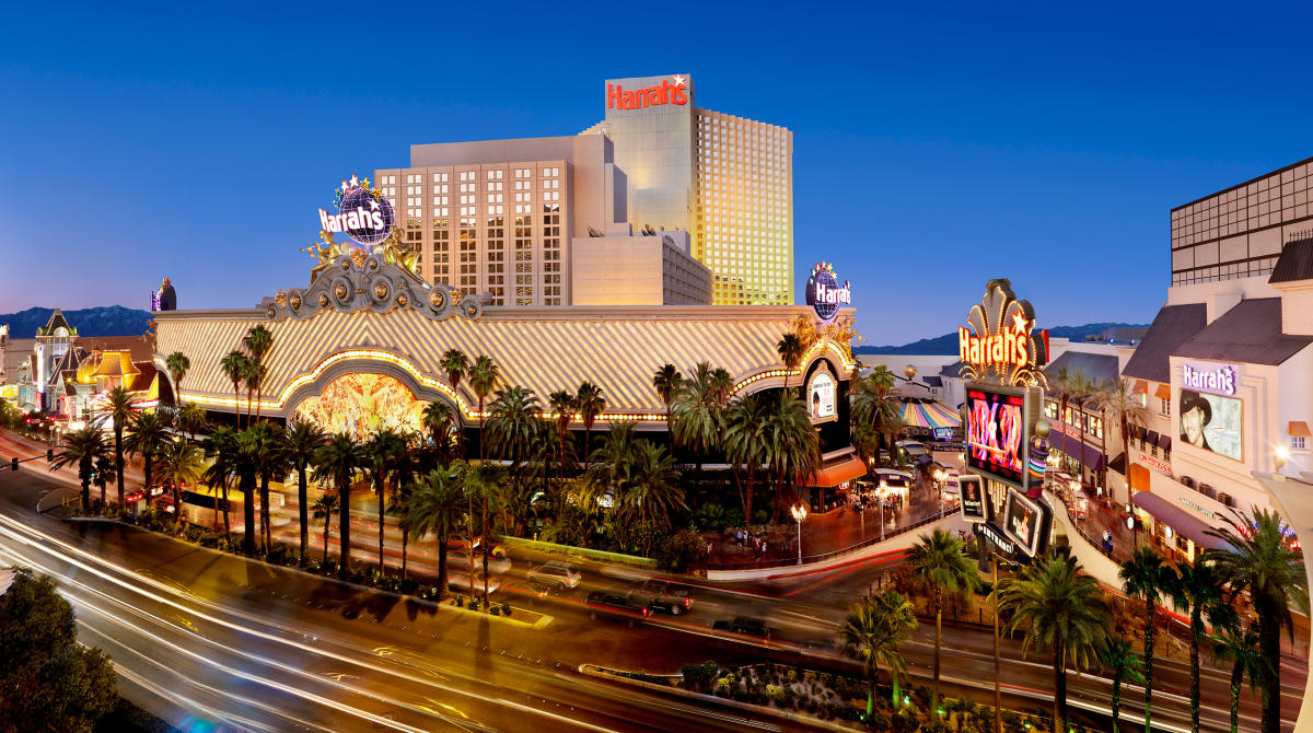 Inside The New Caesars Sportsbook At Harrah's Las Vegas