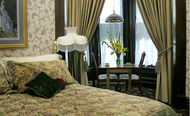 Victorian Inn Boutique Hotel