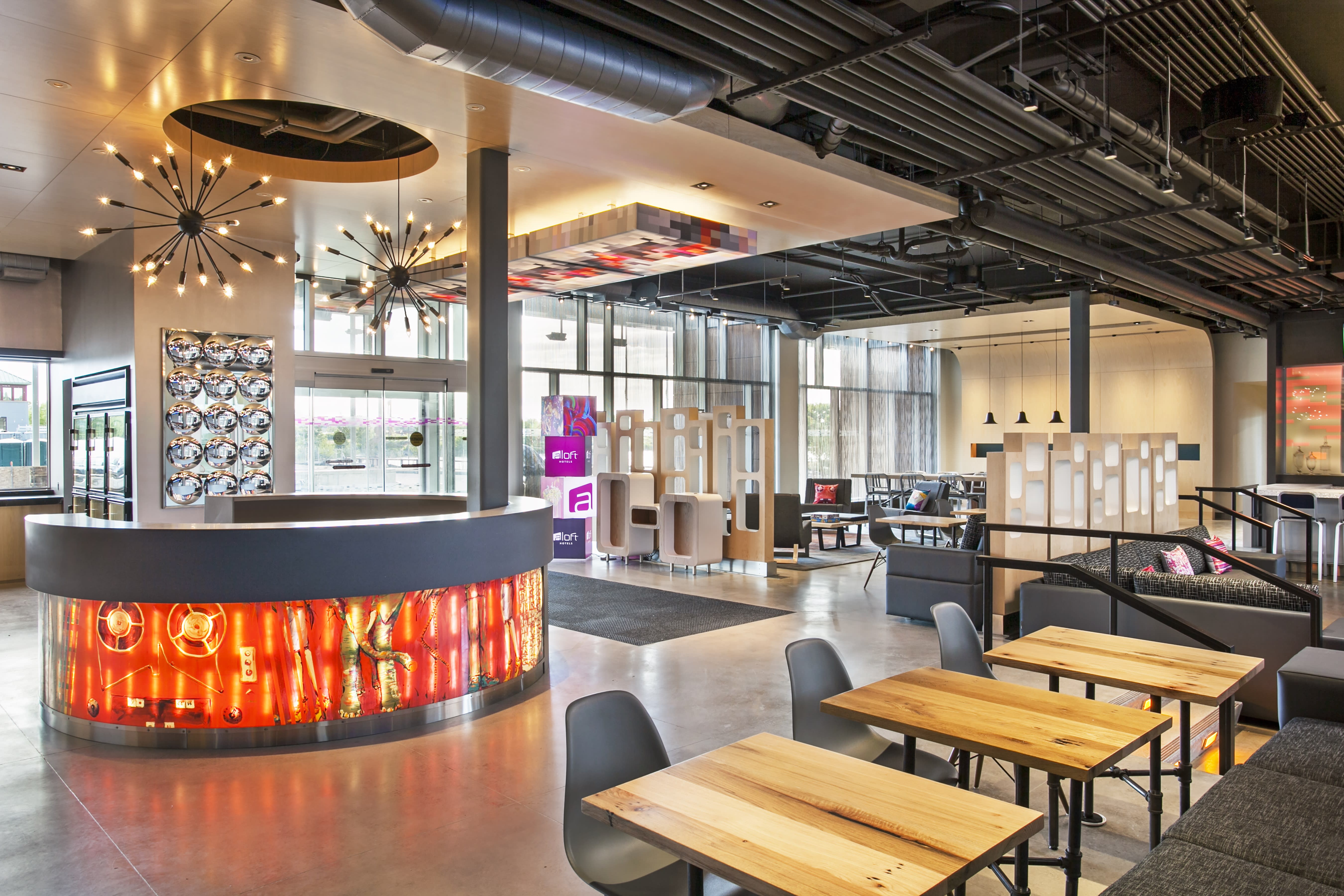 Places To Stay Near Syracuse University Aloft Syracuse Inner Harbor
