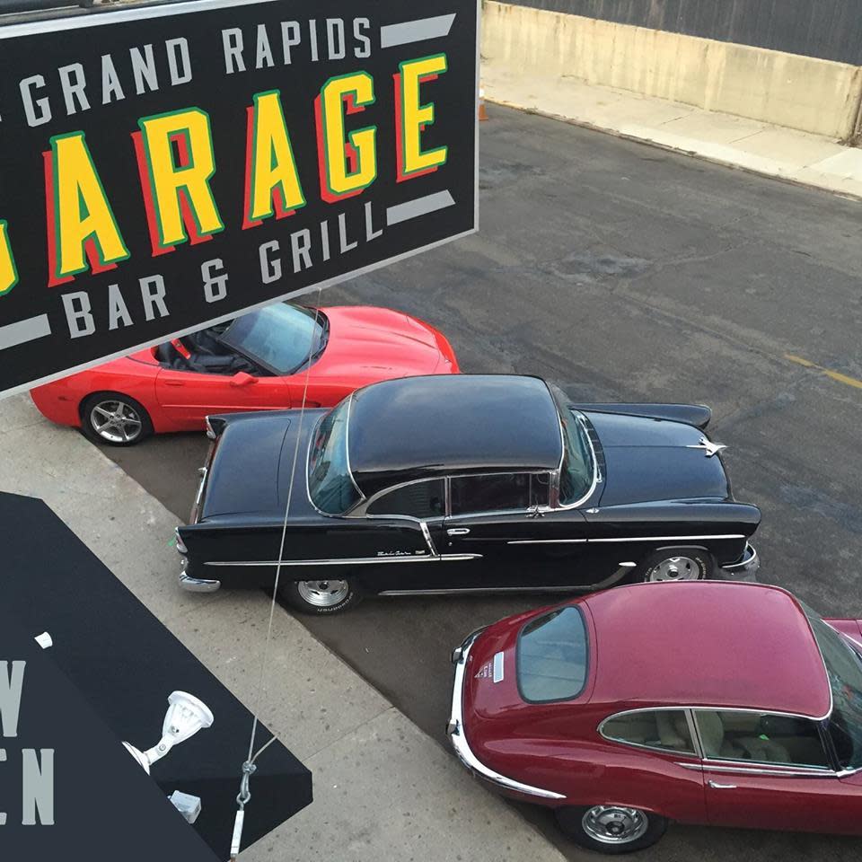 Garage Bar And Grill Restaurants In Grand Rapids Mi