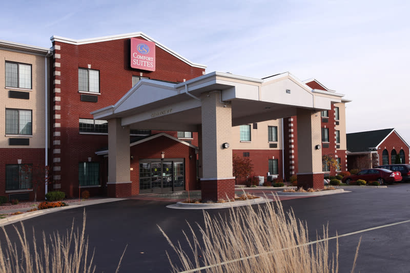Comfort Suites South Accommodations In Grand Rapids Mi