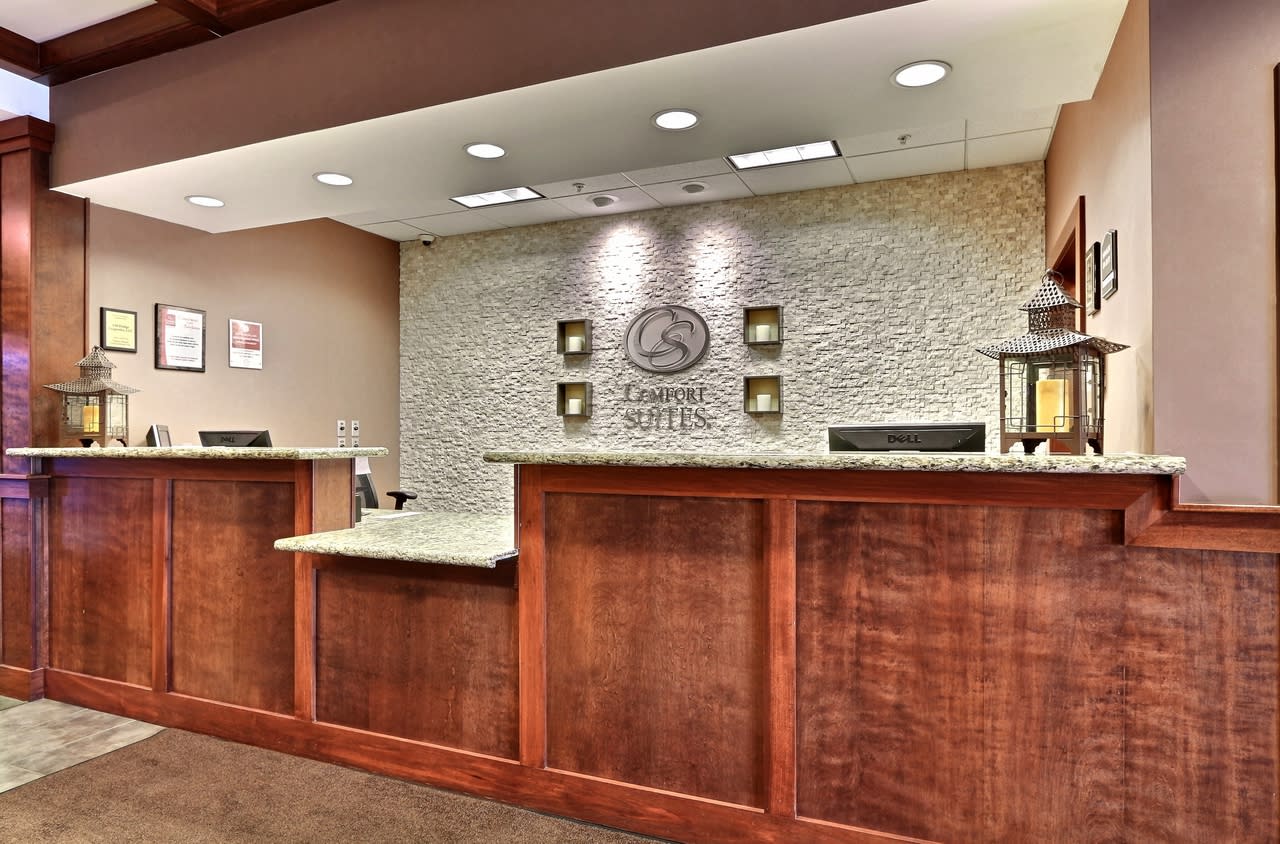 Comfort Suites Grand Rapids North Accommodations In Comstock