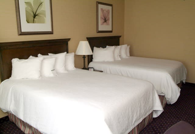 Country Inn Suites East Beltline Accommodations In Grand