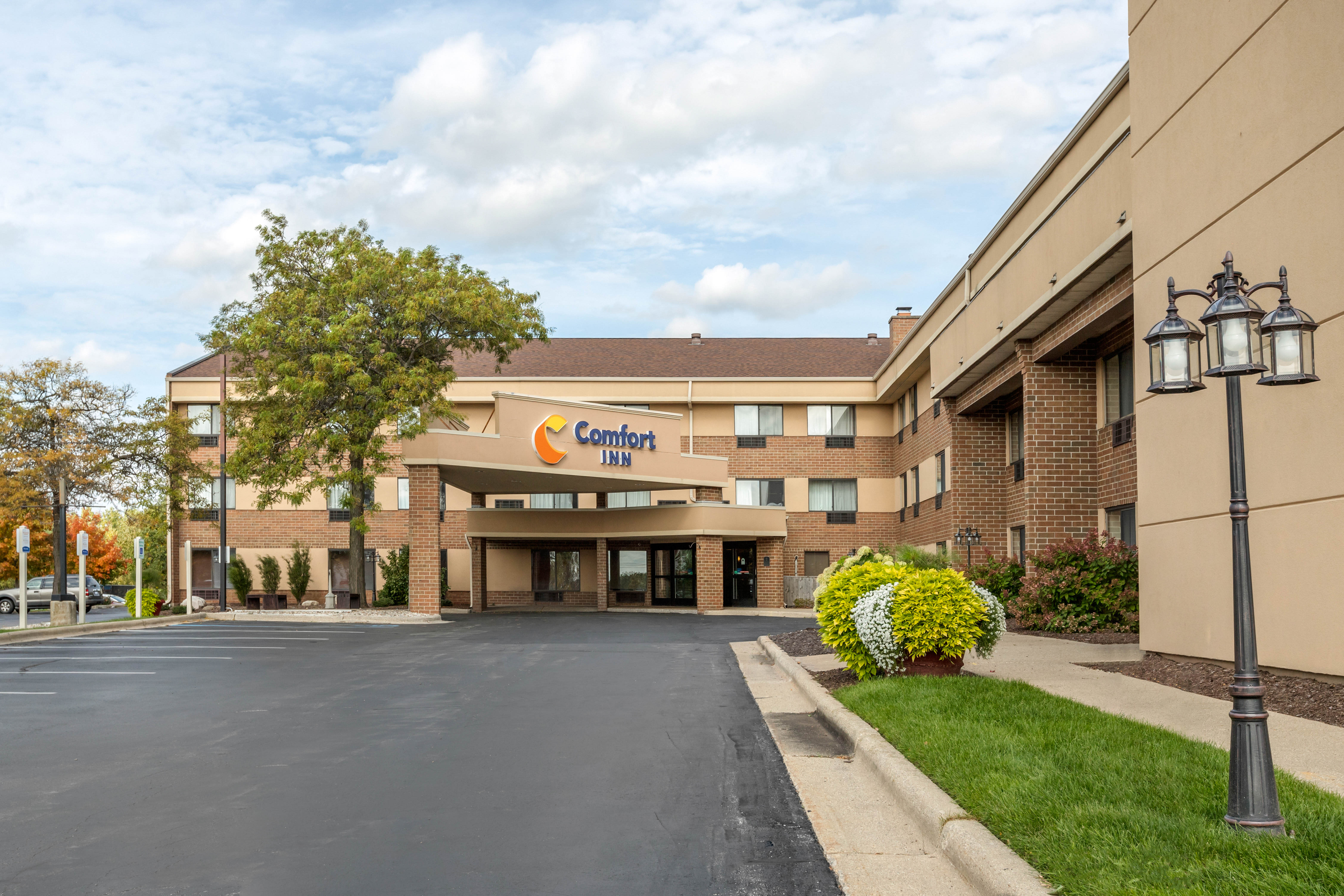 Comfort Inn Airport Group Accommodations In Grand Rapids Mi