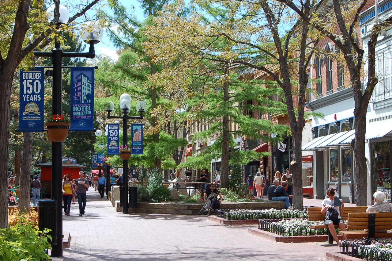 Historic Downtown Boulder Pearl Street Mall Pearl Street