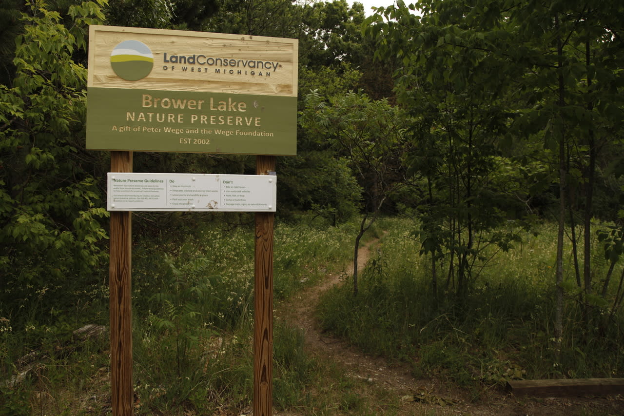 Brower Lake Nature Preserve Trail Parks In Rockford Mi