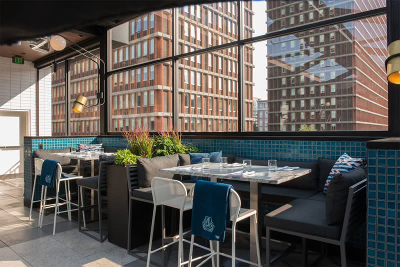 Earls Kitchen Bar Prudential Center Interior