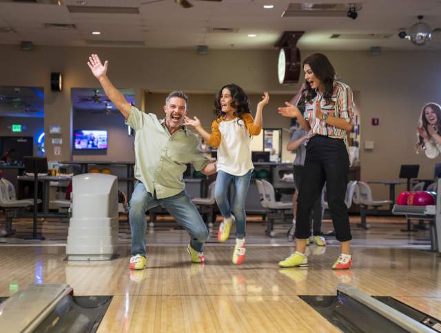 Family Bowling