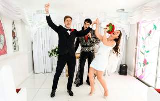 5 Simple Vegas Wedding Ideas