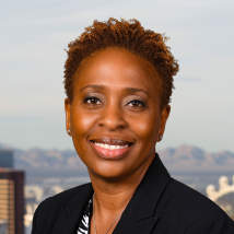 Nadine Jones 1x1