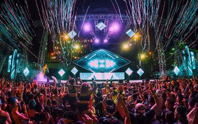 Neon City Festival will be jam-packed with music, food, art, and bonus deals from Vegas hotels