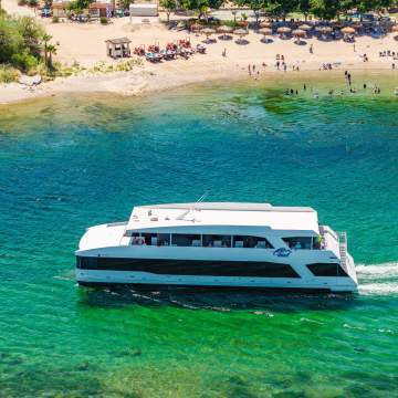 tour boat