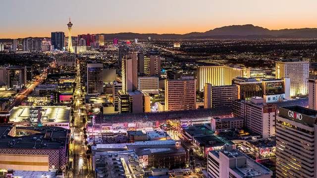 Your Guide to a Downtown Las Vegas Bar Crawl