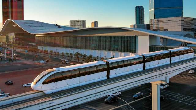 Las Vegas Monorail outside of the Las Vegas Convention Center.