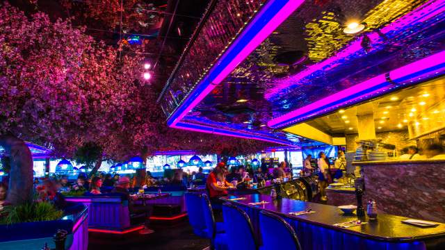 Peppermill 3am-3pm