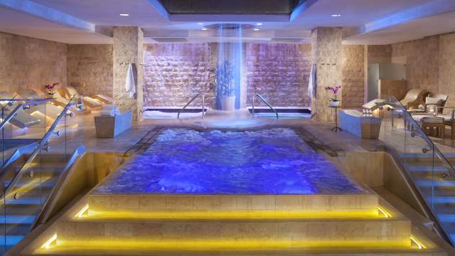 Qua Baths And Spa