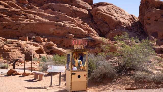 Zoltar at Valley of Fire