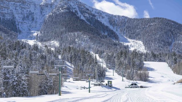Lee Canyon. Winter View from Rabbit Peak courtesy Lee Canyon