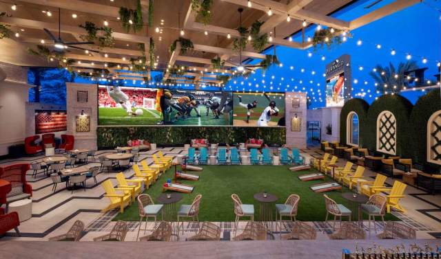 5 Great Las Vegas Sportsbooks Even Non-sports Fans Will Love
