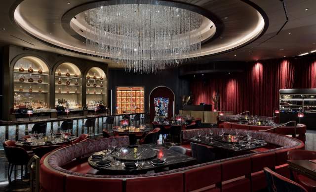 View of restaurant and dining area at Papi Steak restaurant at Fontainebleau Las Vegas. PHOTO CREDIT CONNIE ZHOU