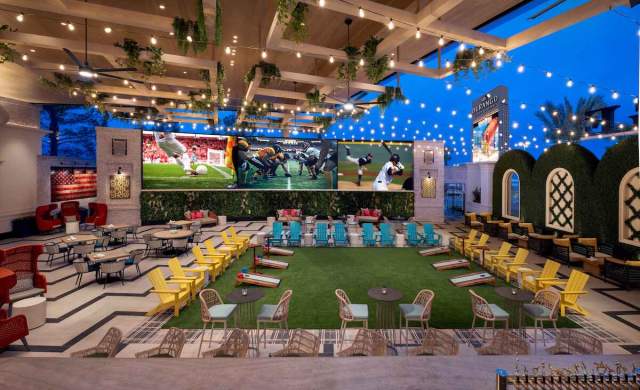Take a seat at The George Sportsmen’s Lounge Patio inside of the beautiful Durango Casino & Resort.