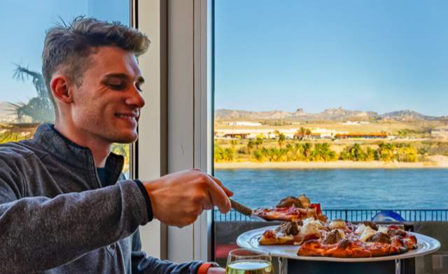 Pie Time: Where to Find Pizza along the Colorado River