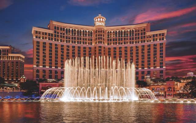 Exterior photo of Bellagio with fountains
