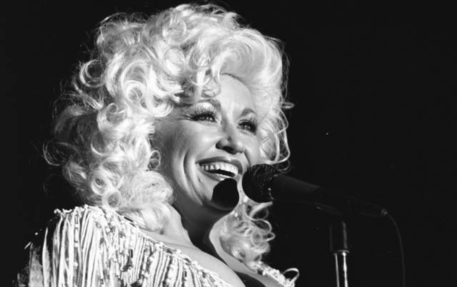 Dolly Parton performing at The Riviera, April 2, 1981.