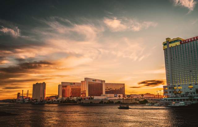 Discover laughlin