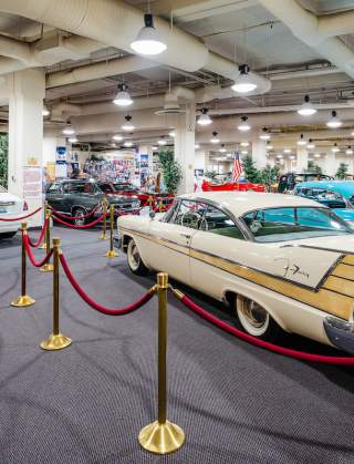 How to Do a Romantic Weekend for Two in Laughlin
