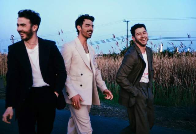 Jonas Brothers - JONAS20: Greetings From Las Vegas