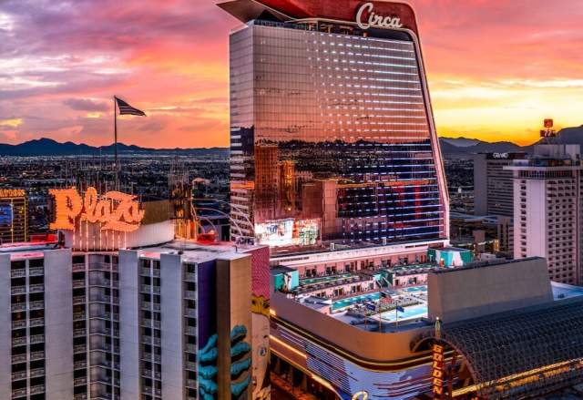 2-Night Stay, $100 Dining Credit, $100 Beverage Credit & Daybed at Stadium Swim