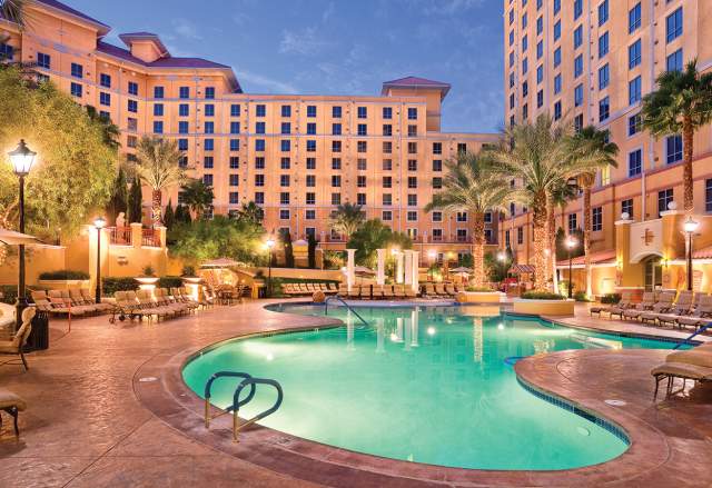 15% off Resort Suites at Club Wyndham Grand Desert!