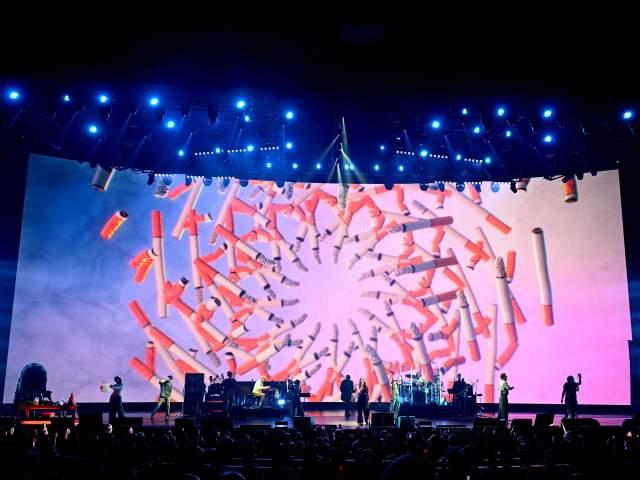 Alanis Morissette at Colosseum