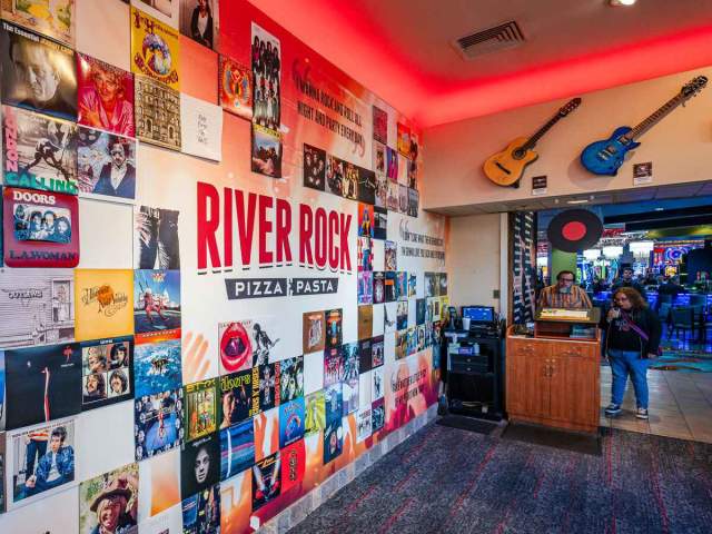 River Rock Pizza Restaurant