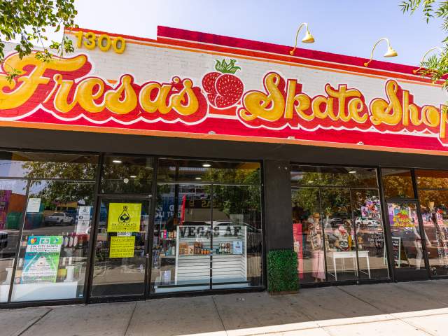 Vintage Stores - Arts District 27