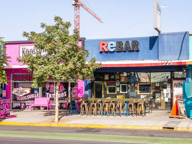 Vintage Stores - Arts District 95