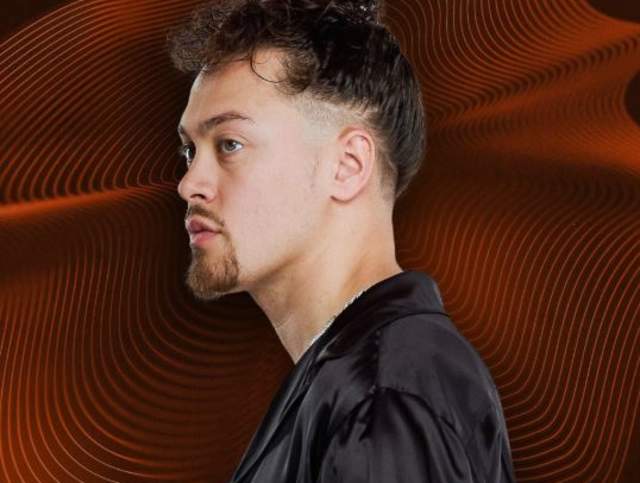 DJ Acraze
