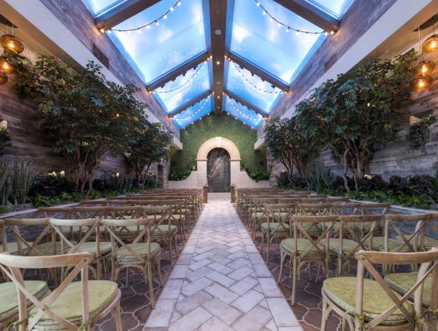 Traditional Las Vegas Wedding Package