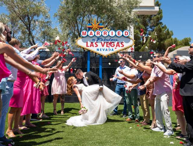 Vegas Wedding Package